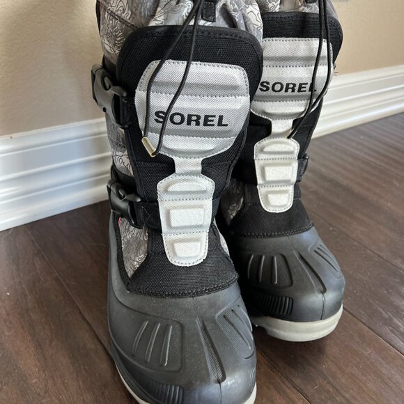 Sorel ThermoPlus Xtreme Waterproof Boots - mens size 10 - Picture 3 of 6